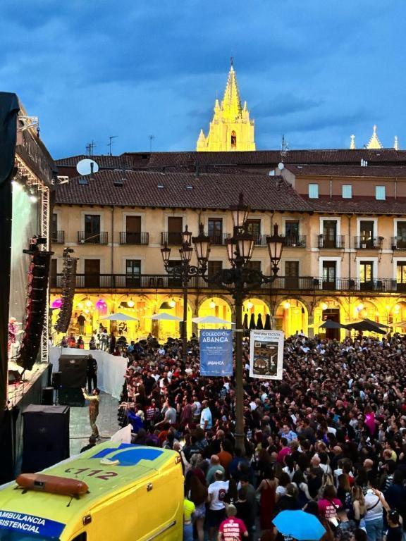 Arquitecto De La Vida- Plaza Mayor León Dış mekan fotoğraf